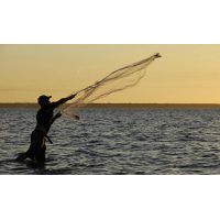 Betts Billy Bay Grab-N-Grip Floating Fish Gripper - TackleDirect