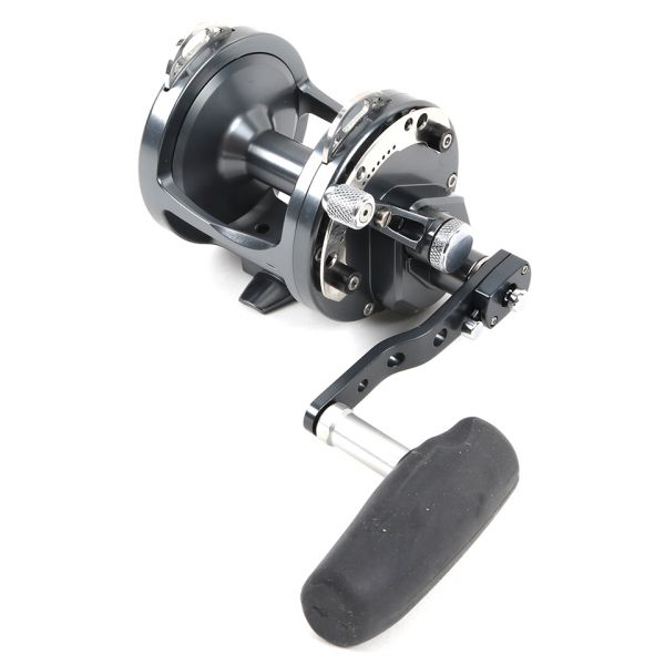 Avet HXW 5/2 RAPTOR Two-Speed Lever Drag Casting Reel Gunmetal