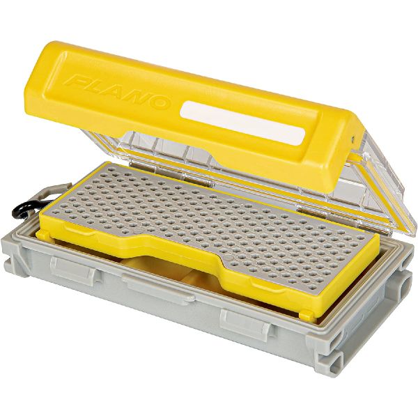 Plano Edge Micro Magnetic Fly Box