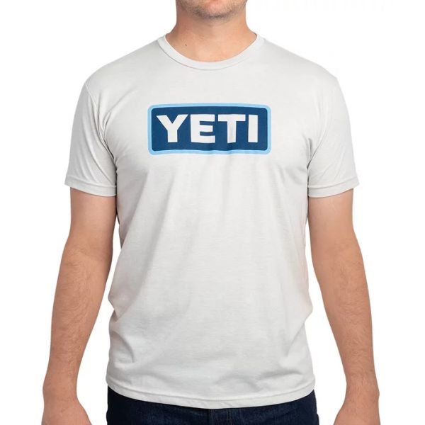 YETI Logo Badge Short Sleeve T-Shirt - Sand/Blue