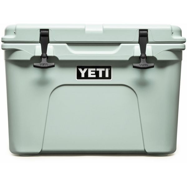 YETI Tundra 35 Quart Cooler - Sagebrush Green