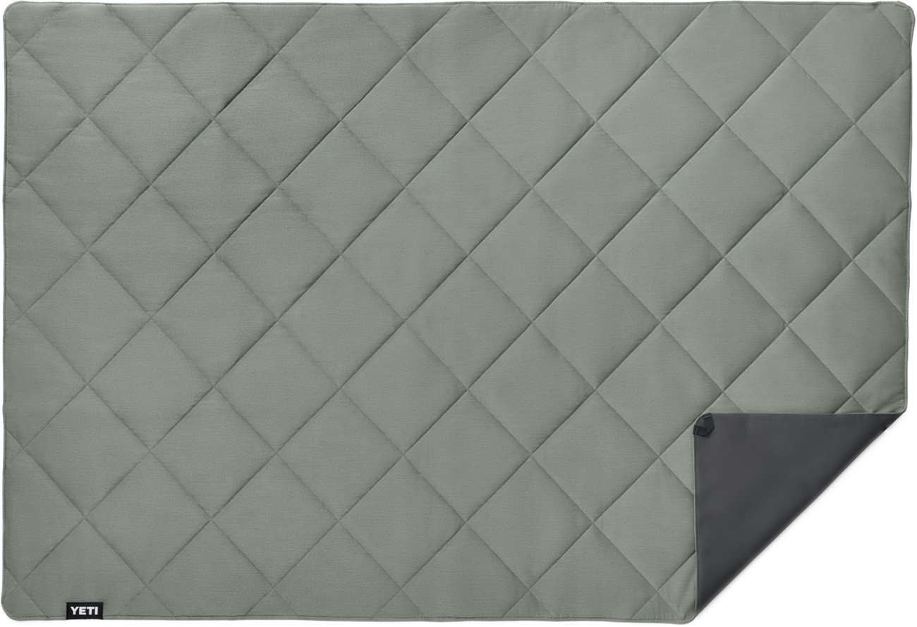 YETI Lowlands Blanket Camp Green TackleDirect