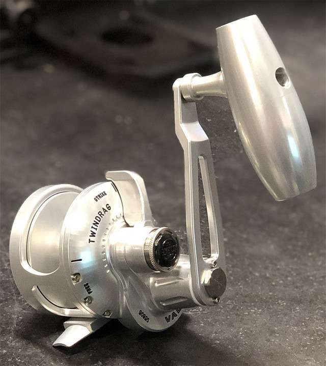 Accurate Boss Valiant Slow Pitch Conventional Reel - BV-600NN-SPJ