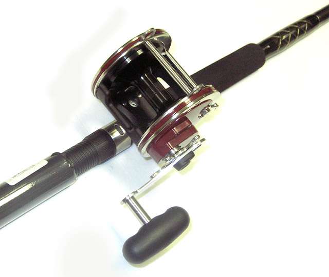 Penn 6/0 senator reel and rod EXCELLENT condition